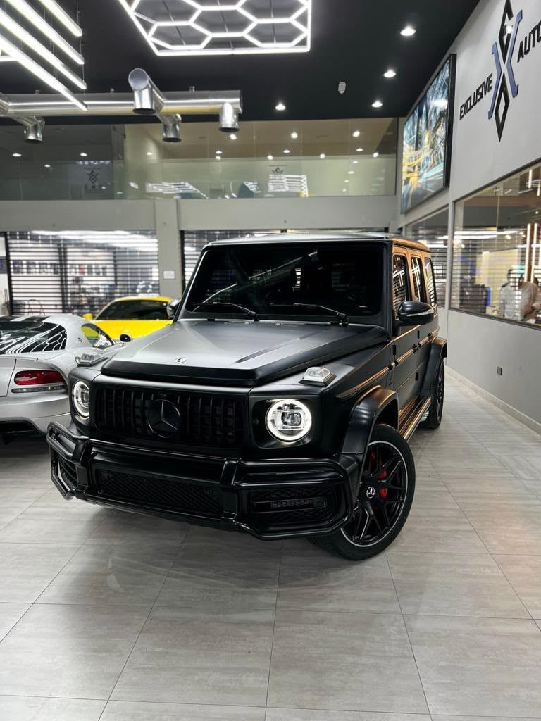 Black G-Wagon front